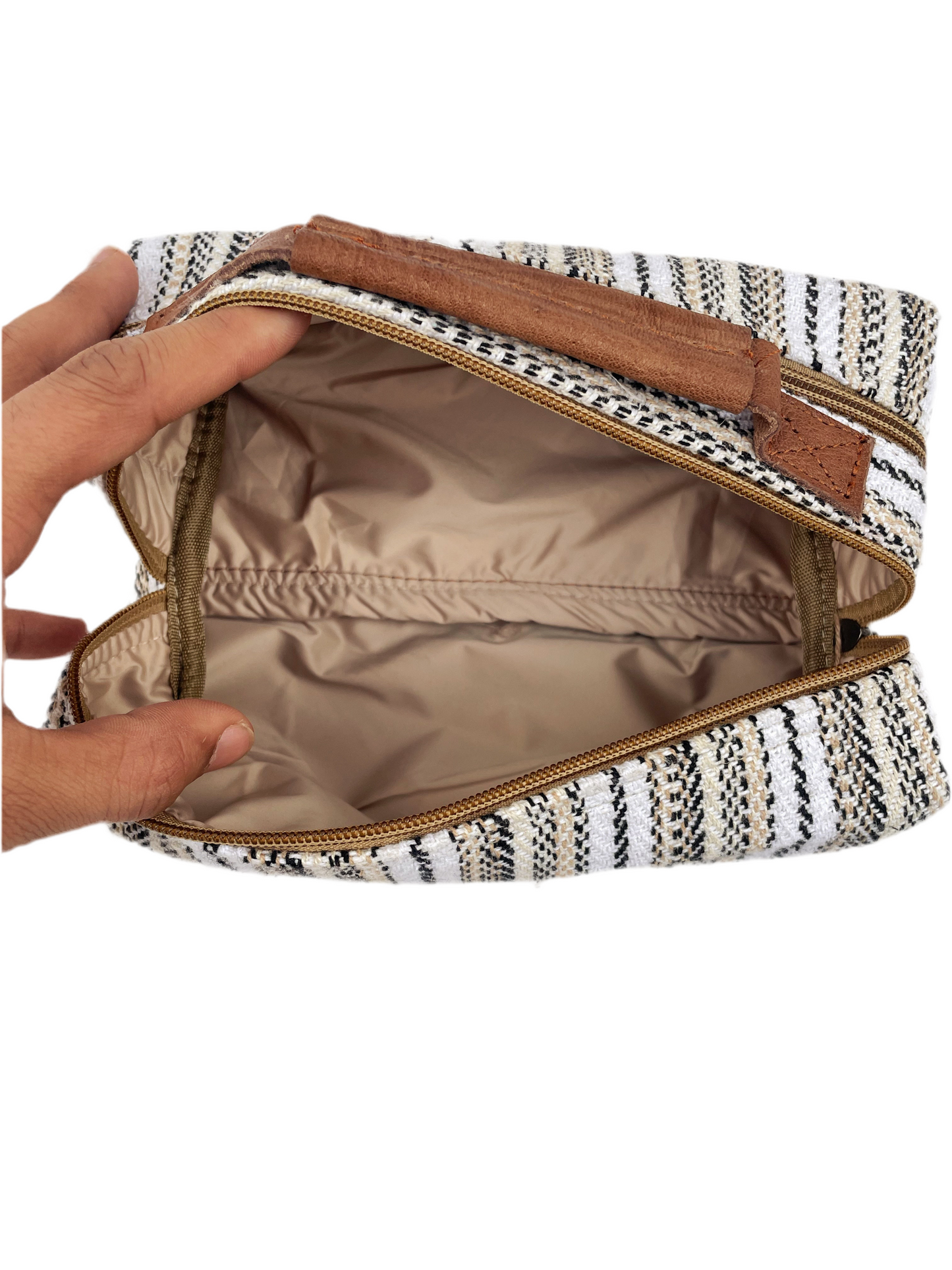 Makeup pouch