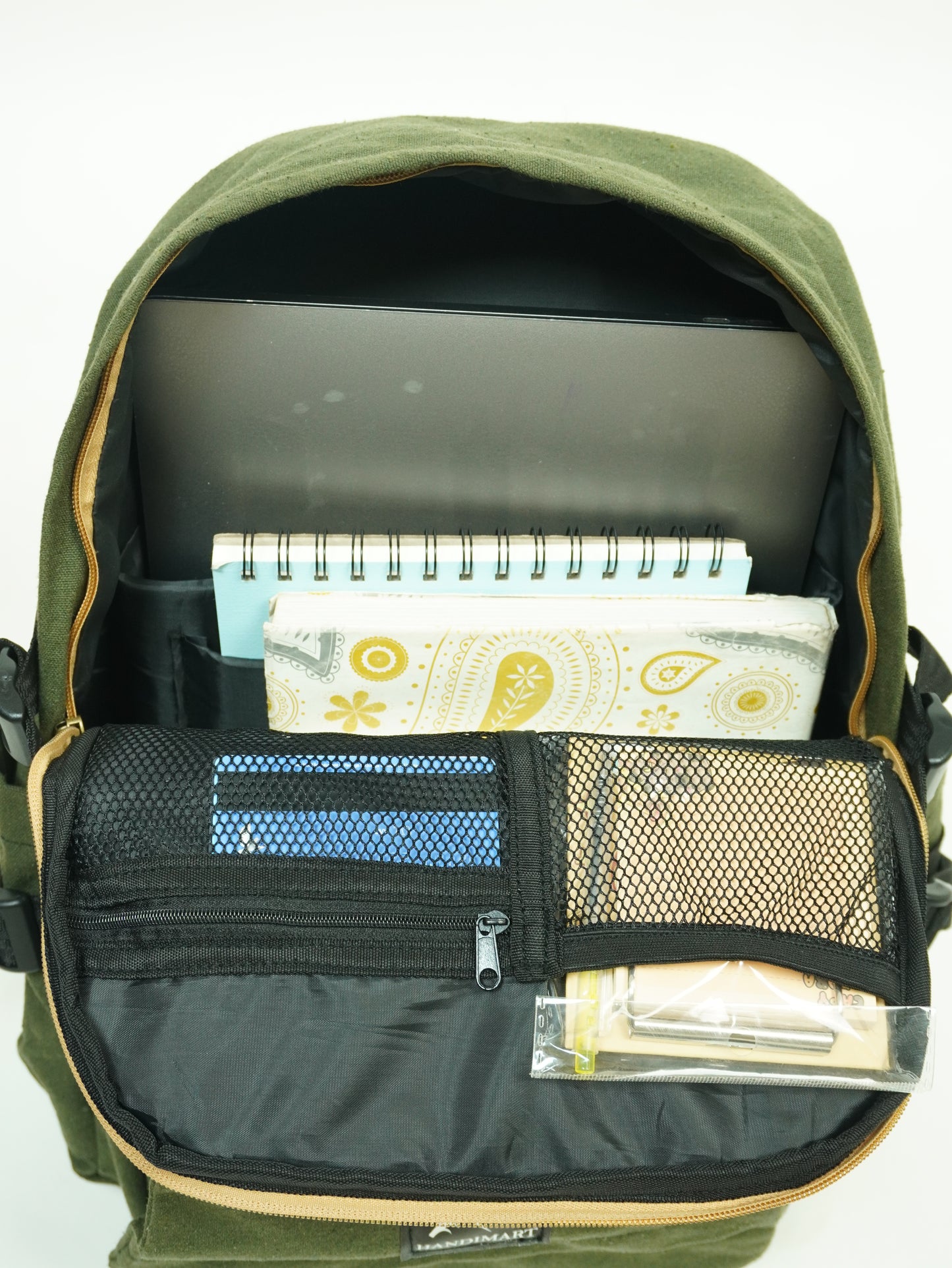 Urban quest Backpack