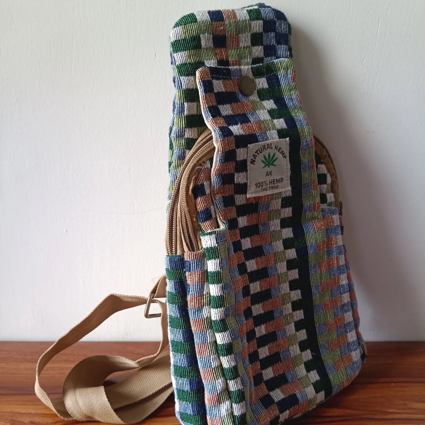 Green cuber chest bag