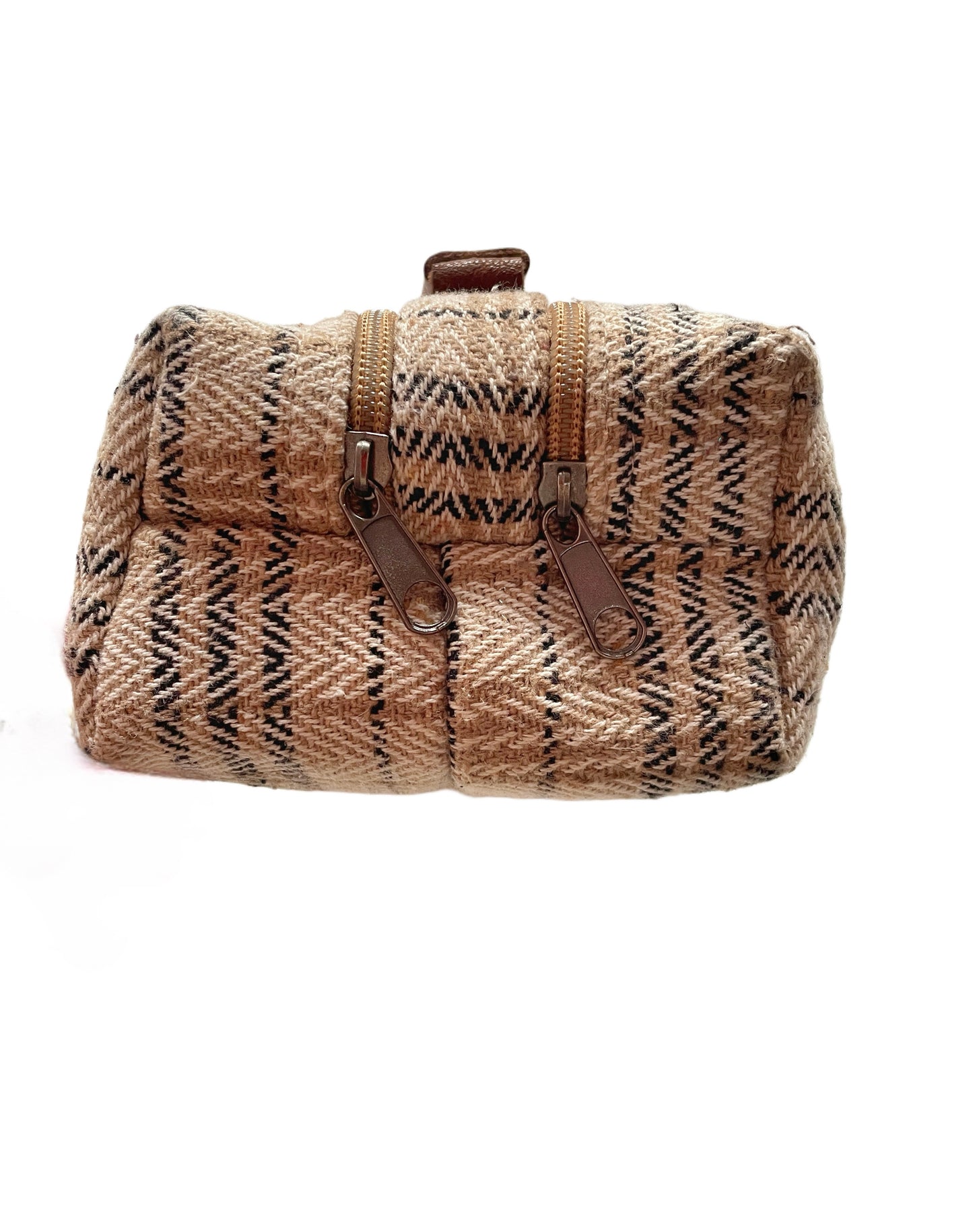 Makeup pouch